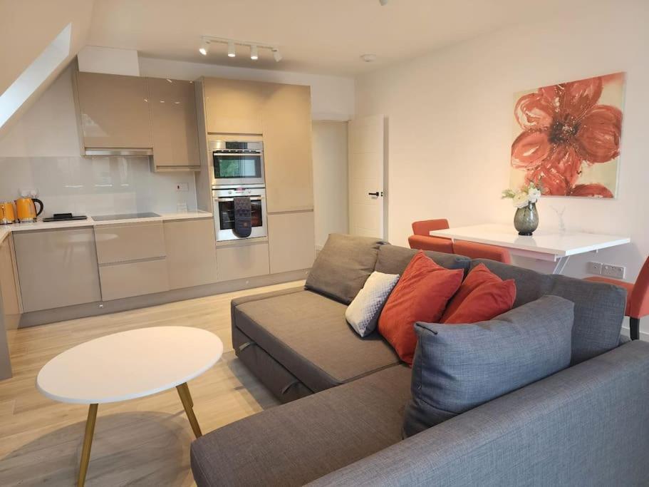 Paradigm Court, Brand New 1-Bedroom Flat أكسفورد المظهر الخارجي الصورة